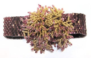 MagentaBracelet-7AcofF.jpg