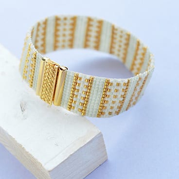 Heavy 9ct Yellow Gold Plain & Pattern Curb Link Bracelet | Miltons Diamonds